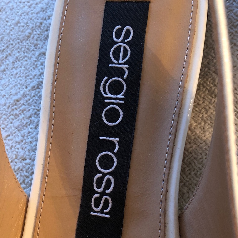 Sergio Rossi White Pointed Slingback Flats with Buckle - Picture 6 of 9